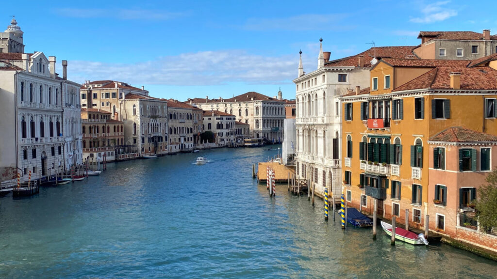 canal venice northern luxury