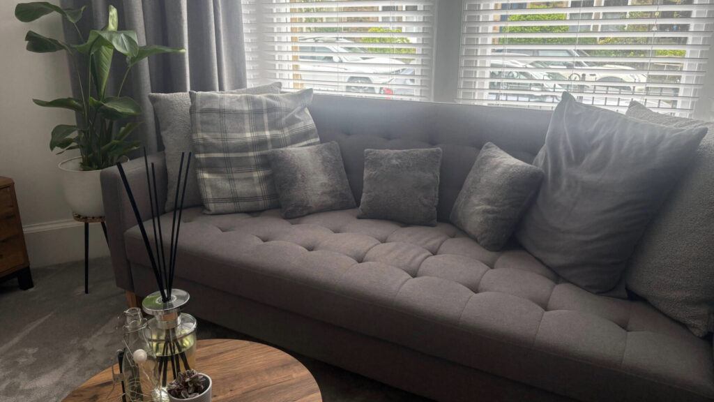 luxury home staging jpg