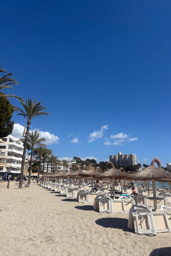 paguera beach sunbeds