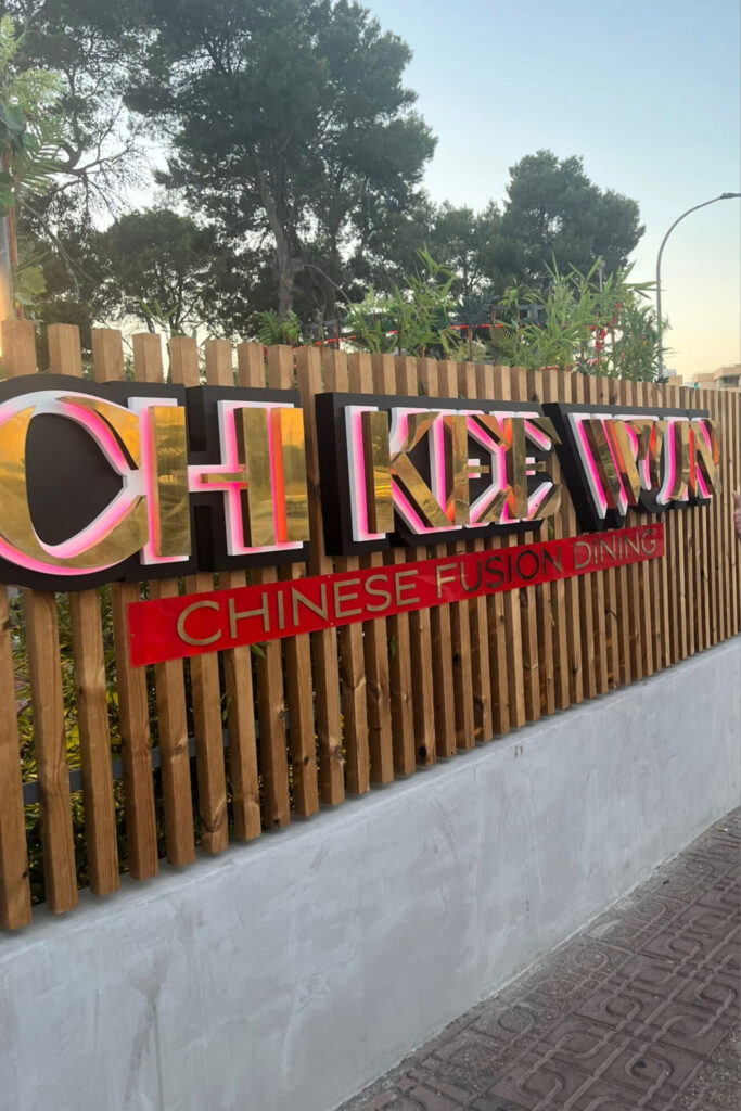 chi kee wun sign