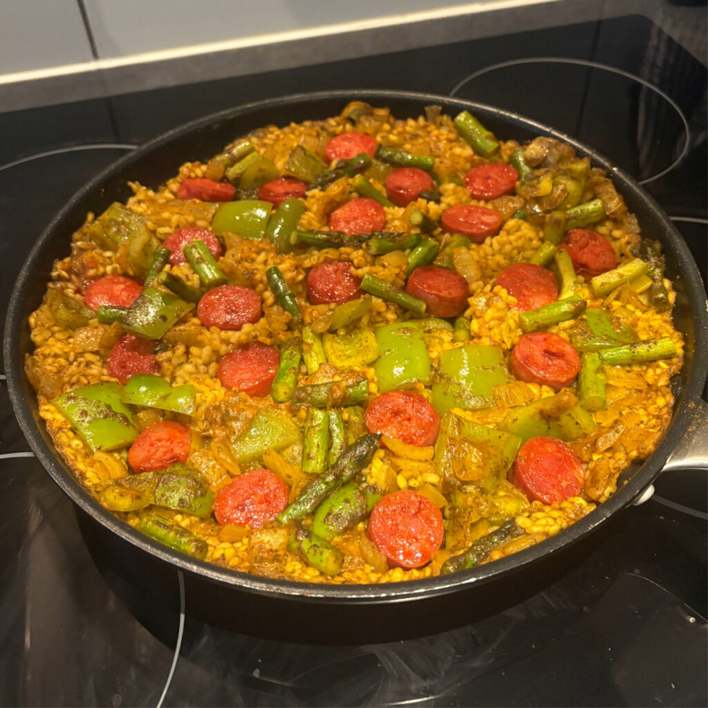 chorizo paella