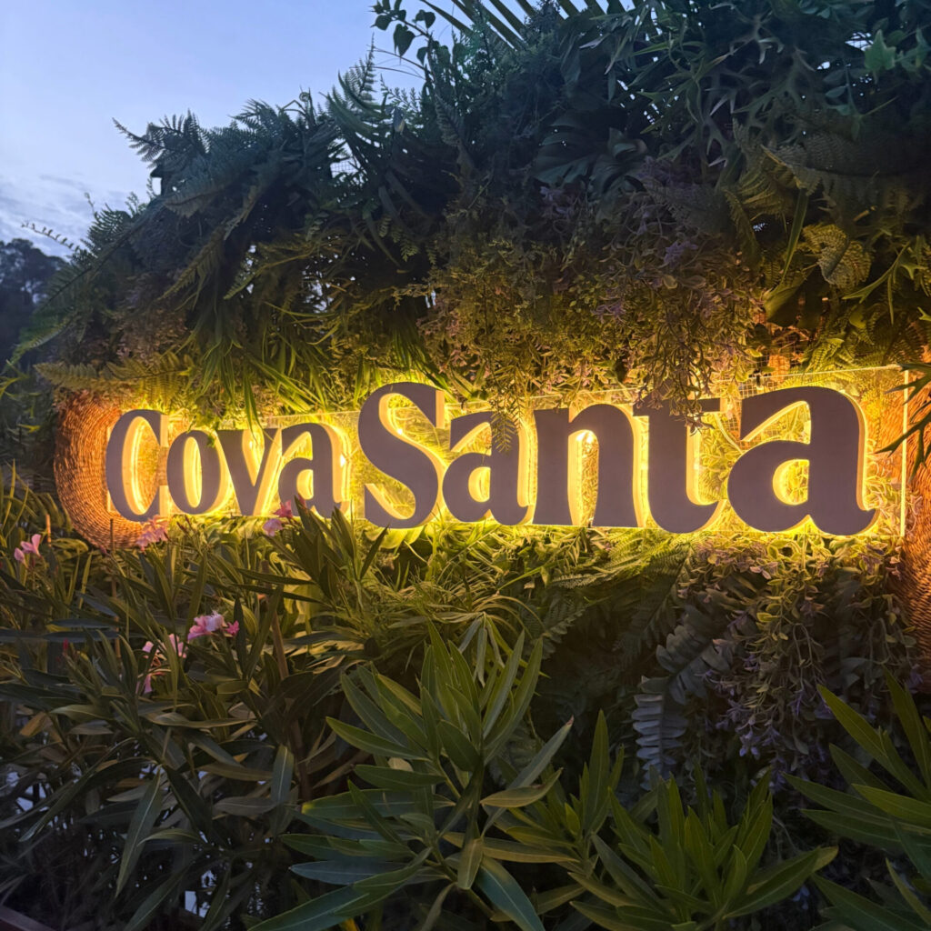 Cova Santa Sign
