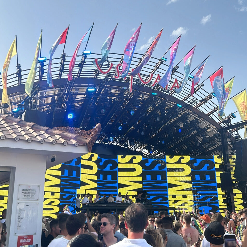 ushuaia daytime ibiza