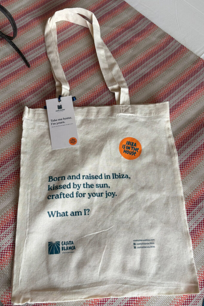 Casita Blanca Free Tote Bag