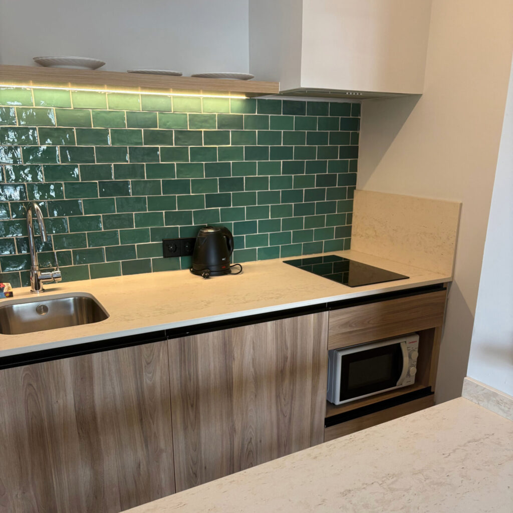 Casita Blanca Room Kitchen Area